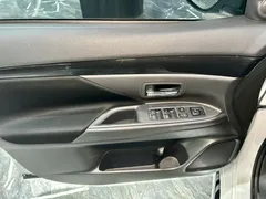 2021 Mitsubishi Outlander 2.0L 2WD 5-seat, белый — фото 20