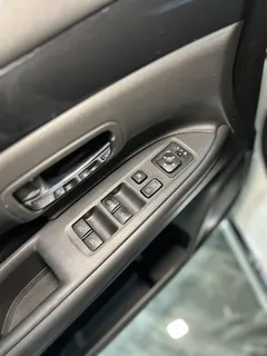 2021 Mitsubishi Outlander 2.0L 2WD 5-seat, белый — фото 21