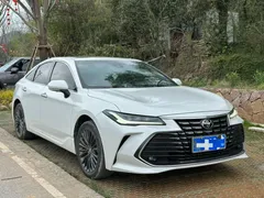 2023 Toyota Avalon 2.0L CVT XLE Premium, белый — фото 3