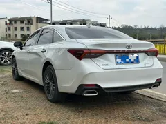 2023 Toyota Avalon 2.0L CVT XLE Premium, белый — фото 7