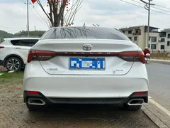 2023 Toyota Avalon 2.0L CVT XLE Premium, белый — фото 8