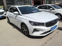 2022 Geely Emgrand 4th Gen 1.5L MT Luxury, белый — фото 3