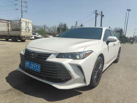 2022 Toyota Avalon 2.0L XLE Premium