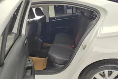 2021 Volkswagen Bora 1.5L AT Comfort Smart Connect, белый — фото 13