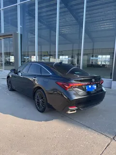 2022 Toyota Avalon 2.5L Entry, чёрный — фото 9