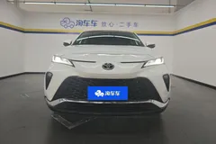 2023 Toyota Venza 2.0L CVT 2WD Premium, белый — фото 3