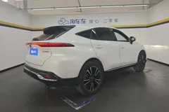 2023 Toyota Venza 2.0L CVT 2WD Premium, белый — фото 9