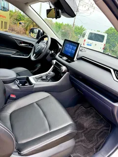 2021 Toyota RAV4 2.0L CVT 2WD Fashion — фото 6