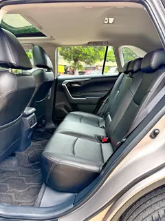 2021 Toyota RAV4 2.0L CVT 2WD Fashion — фото 8