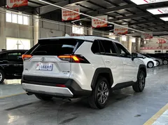 2023 Toyota RAV4 2.0L CVT 4WD Adventure, белый — фото 5