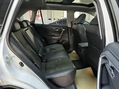 2023 Toyota RAV4 2.0L CVT 4WD Adventure, белый — фото 13