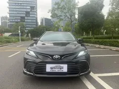 2021 Toyota Camry 2.5G Luxury, чёрный — фото 2