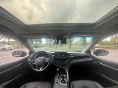 2021 Toyota Camry 2.5G Luxury, чёрный — фото 12