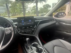 2021 Toyota Camry 2.5G Luxury, чёрный — фото 13