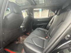 2021 Toyota Camry 2.5G Luxury, чёрный — фото 22