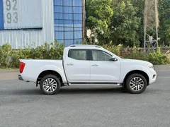 2021 Nissan Navara 2.5L AT 4WD Premium QR25, белый — фото 7