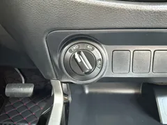 2021 Nissan Navara 2.5L AT 4WD Premium QR25, белый — фото 13