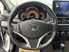 2022 Toyota Yaris L Zhixuan 1.5L CVT Leading Plus, белый — фото 11