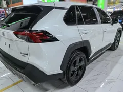 2022 Toyota RAV4 2.0L CVT 4WD Fashion, белый — фото 5