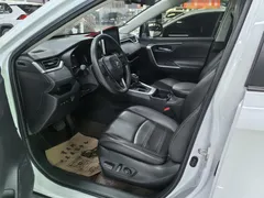 2022 Toyota RAV4 2.0L CVT 4WD Fashion, белый — фото 6