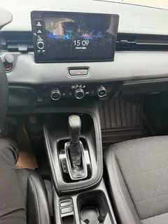 2023 Honda Vezel 1.5L CVT Tech, белый — фото 5