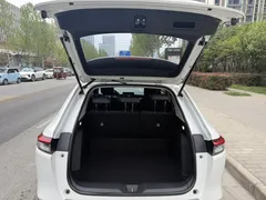 2023 Honda Vezel 1.5L CVT Tech, белый — фото 14
