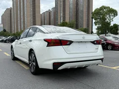 2021 Nissan Teana 2.0L XL Comfort, белый — фото 3