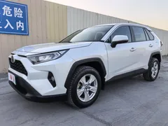 2022 Toyota RAV4 2.0L CVT 2WD Urban, белый — фото 1