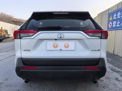 2022 Toyota RAV4 2.0L CVT 2WD Urban, белый — фото 5