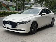 2021 Mazda Mazda3 2.0L AT, белый — фото 1