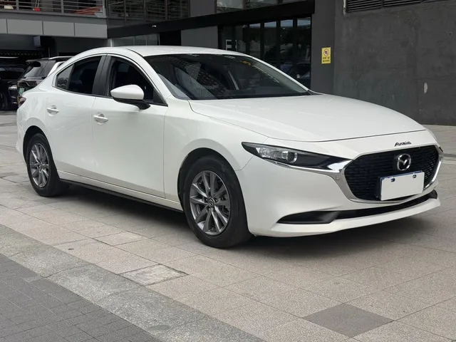 2021 Mazda Mazda3 2.0L AT