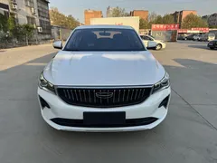 2022 Geely Emgrand 4th Gen 1.5L CVT Flagship, белый — фото 2