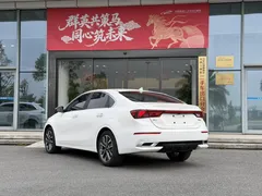 2021 Kia Cerato 1.5L CVT Refresh, белый — фото 4