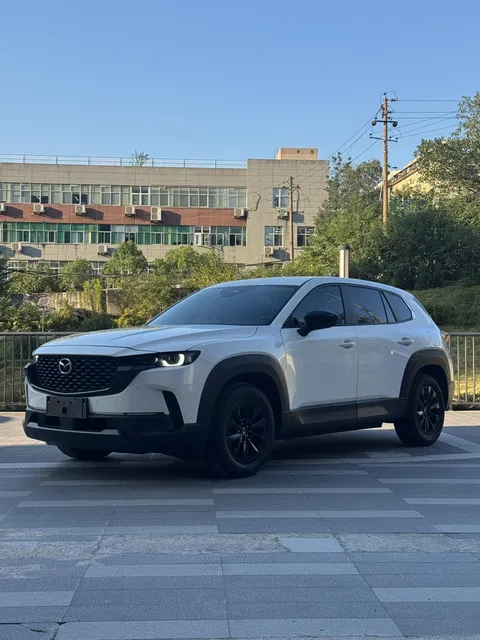 2023 Mazda CX-50 2.0L AT