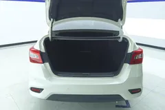 2022 Nissan Sylphy Classic 1.6L XL CVT Luxury, белый — фото 11