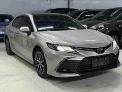 2021 Toyota Camry 2.5G Luxury — фото 3