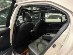 2021 Toyota Camry 2.5G Luxury — фото 7