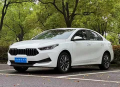 2021 Kia Cerato 1.5L IVT, белый — фото 1