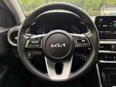 2021 Kia Cerato 1.5L IVT, белый — фото 14