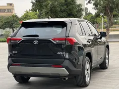 2022 Toyota RAV4 2.0L CVT 2WD Fashion Plus, чёрный — фото 6