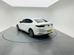 2022 Mazda Mazda3 2.0L AT, белый — фото 5