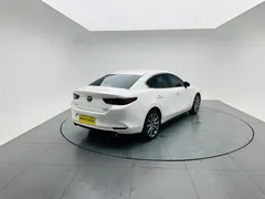 2022 Mazda Mazda3 2.0L AT, белый — фото 7