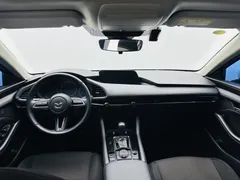 2022 Mazda Mazda3 2.0L AT, белый — фото 9