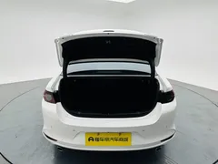2022 Mazda Mazda3 2.0L AT, белый — фото 15