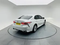 2022 Toyota Camry 2.0G Luxury, белый — фото 7