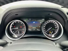 2022 Toyota Camry 2.0G Luxury, белый — фото 10