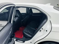 2022 Toyota Camry 2.0G Luxury, белый — фото 13