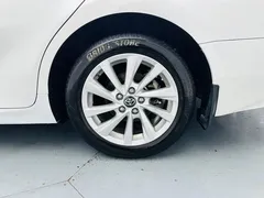 2022 Toyota Camry 2.0G Luxury, белый — фото 16