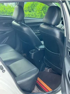 2022 Toyota Yaris L Zhixuan 1.5L CVT Leading Plus, белый — фото 9