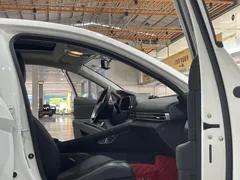 2022 Hyundai Elantra 1.5L CVT GLX Elite, белый — фото 10